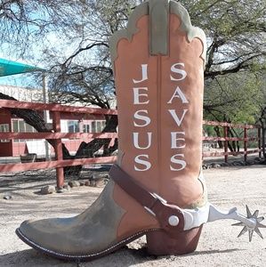 Meet your Posher, Cira